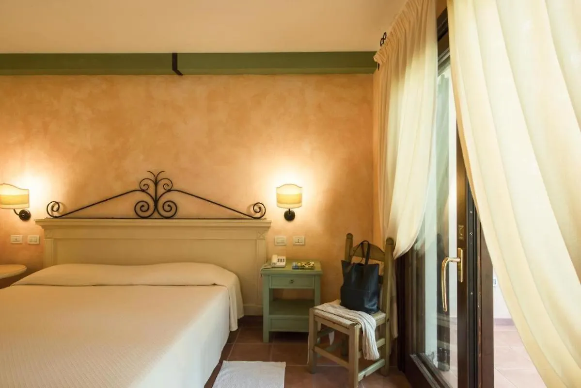 Tranquil Lantana Resort Hotel Apartments 15Km From Nora Beach 普拉 0*,